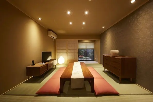 Traditional Ev (Japanese Style Town House)