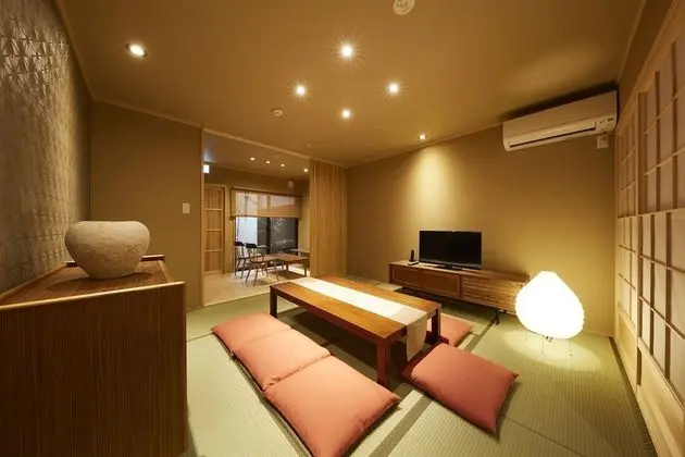 Traditional Ev (Japanese Style Town House)