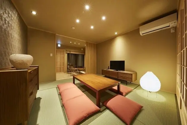 Traditional Ev (Japanese Style Town House)