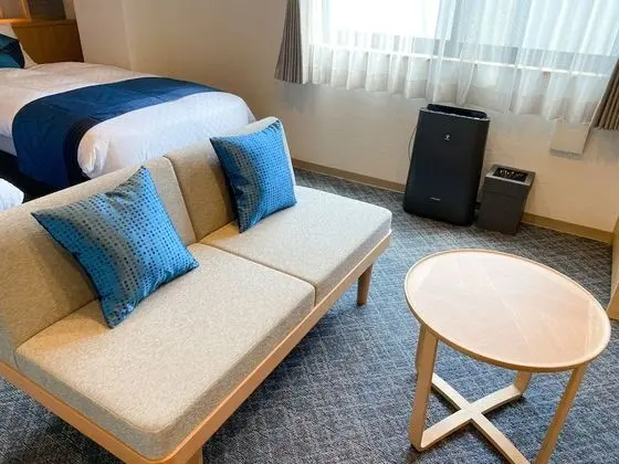 İki Ayrı Yataklı Oda, Sigara İçilmez