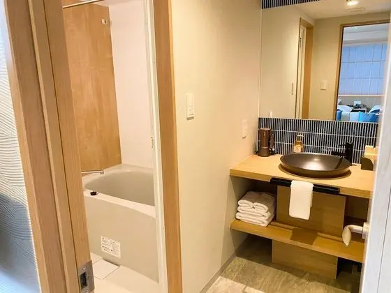 İki Ayrı Yataklı Oda, Sigara İçilmez