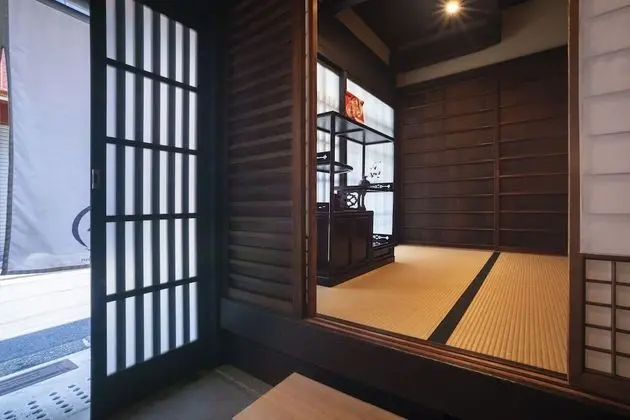 Traditional Ev (Japanese Style)