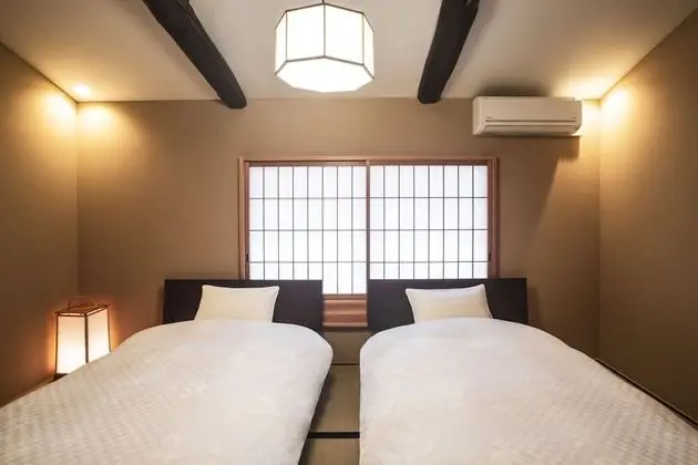 Traditional Ev (Japanese Style)