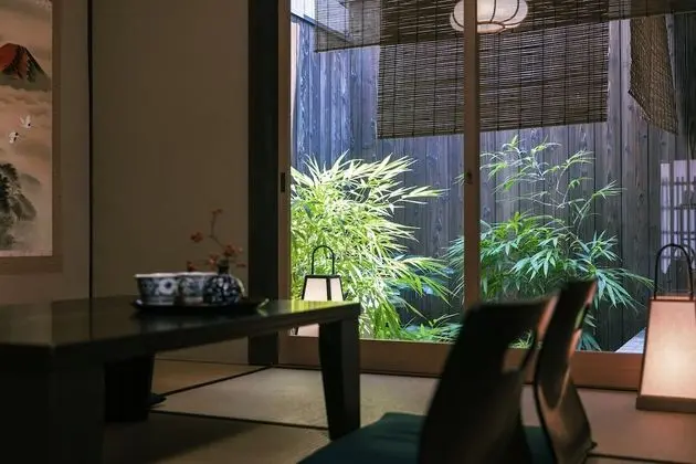 Traditional Ev (Japanese Style)