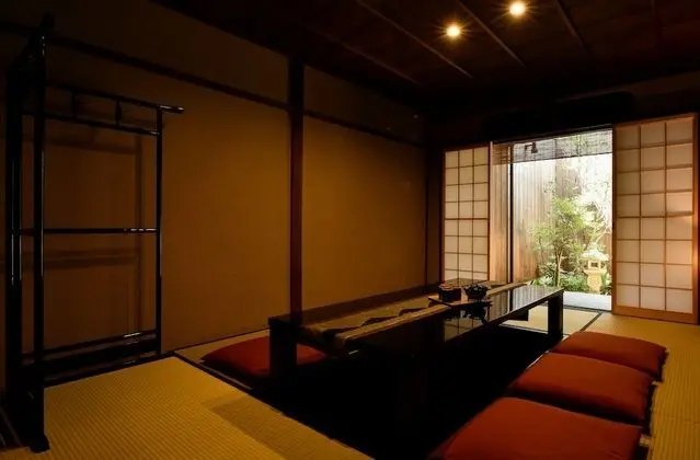 Ev (Private Vacation Home, For 7 People)