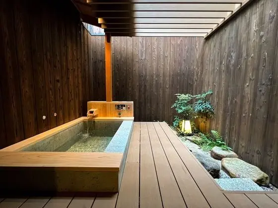 Traditional Ev (Japanese Style)