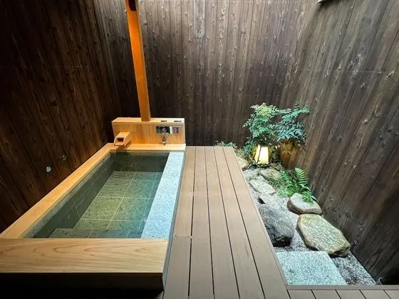 Traditional Ev (Japanese Style)