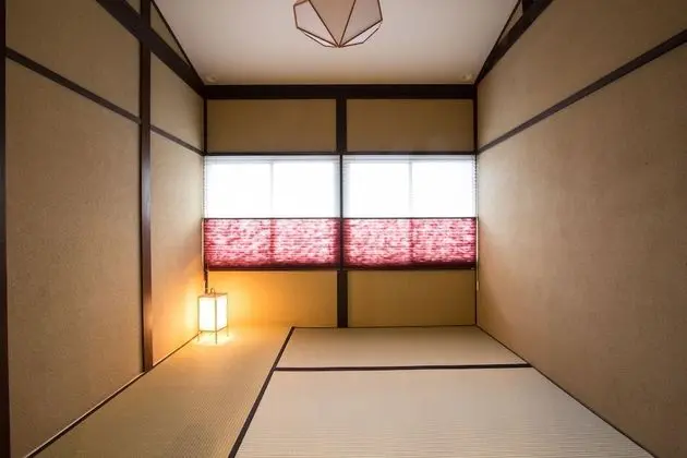 Traditional Ev (Japanese Style)
