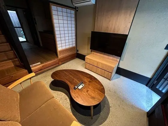 Traditional Ev (Japanese Style)