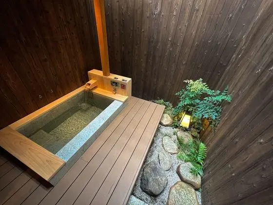 Traditional Ev (Japanese Style)