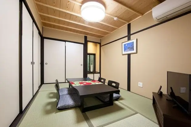 Traditional Sıra Ev, Sigara İçilmez (Japanese Style, for 1-6 )