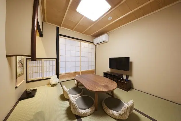 Ev (Private Vacation Home, For 7 People)