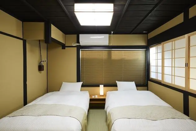 Ev (Japanese Town Style)