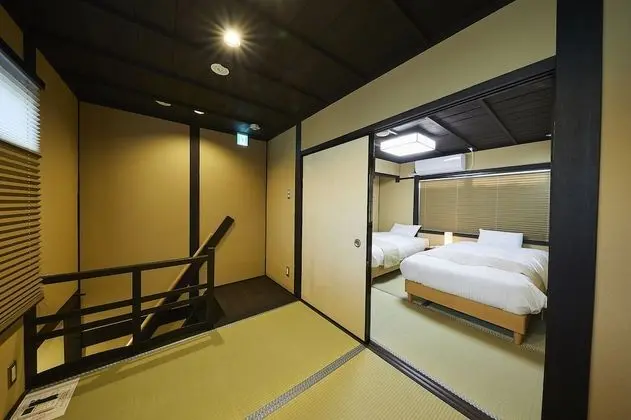 Ev (Japanese Town Style)