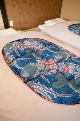 Ev (Japanese Town Style)