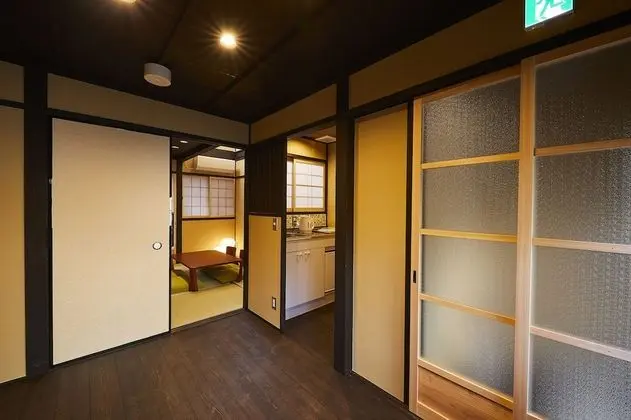 Ev (Japanese Town Style)