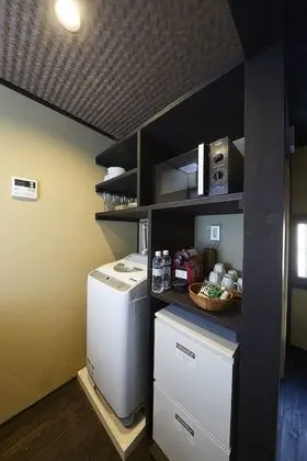 Ev (Japanese Town Style)