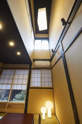 Ev (Japanese Town Style)