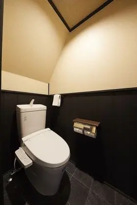 Ev (Japanese Town Style)