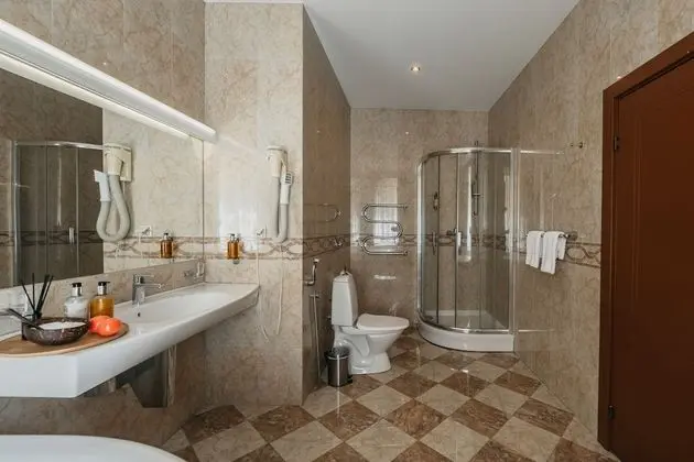 Luxury Tek Büyük Yataklı Oda