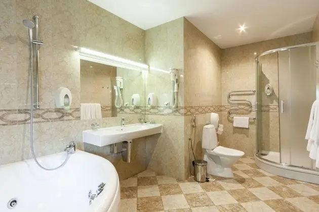 Luxury Tek Büyük Yataklı Oda