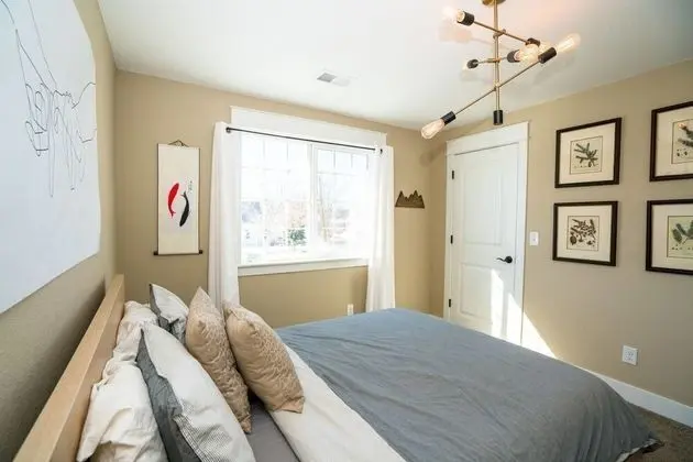 Ev (2 Bedrooms)