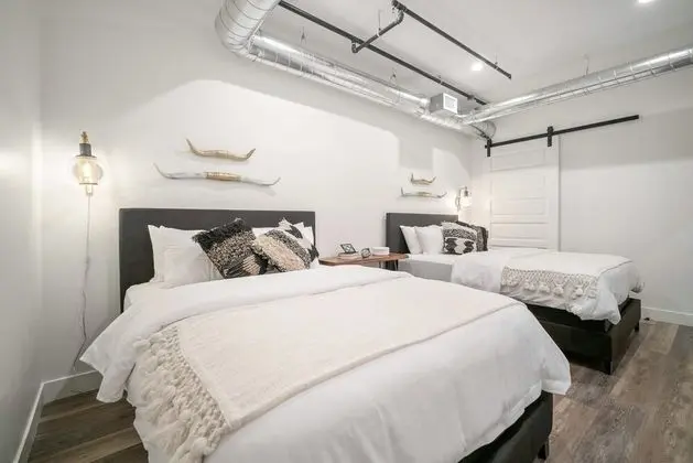 Ev, Birden Çok Yatak (RiNo Art Lofts - Urban Cowboy Loft! S)