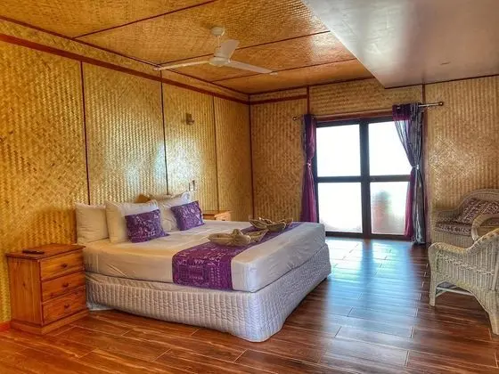 Deluxe Bungalov, Denize Sıfır