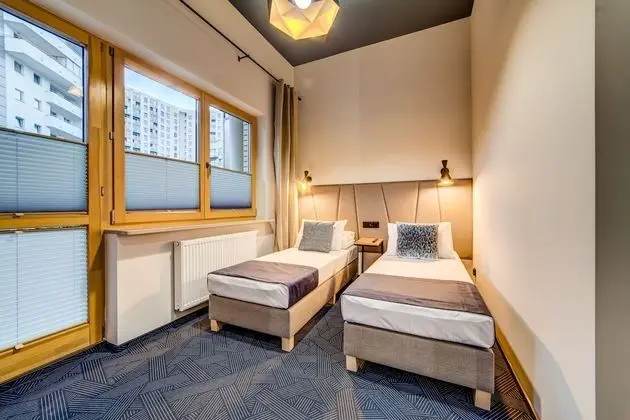 Tek Büyük Yataklı Oda, Balkon