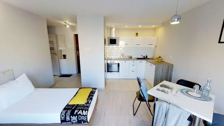 Apart Daire, Balkon (Suraska 6)