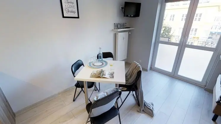 Apart Daire, Balkon (Suraska 6)