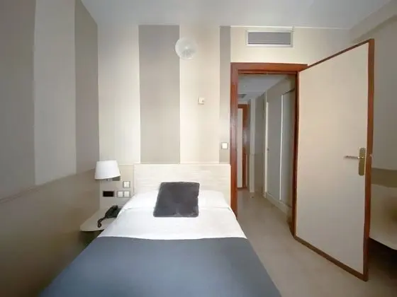 Standard Tek Kişilik Oda