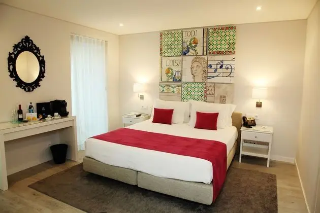 Premium Tek Büyük Yataklı Oda, Balkon, Şehir Manzaralı