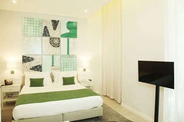 Premium Tek Büyük Yataklı Oda, Balkon, Şehir Manzaralı