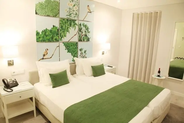 Superior Tek Büyük Yataklı Oda, Balkon, Şehir Manzaralı