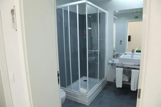 Superior Tek Büyük Yataklı Oda, Balkon, Şehir Manzaralı