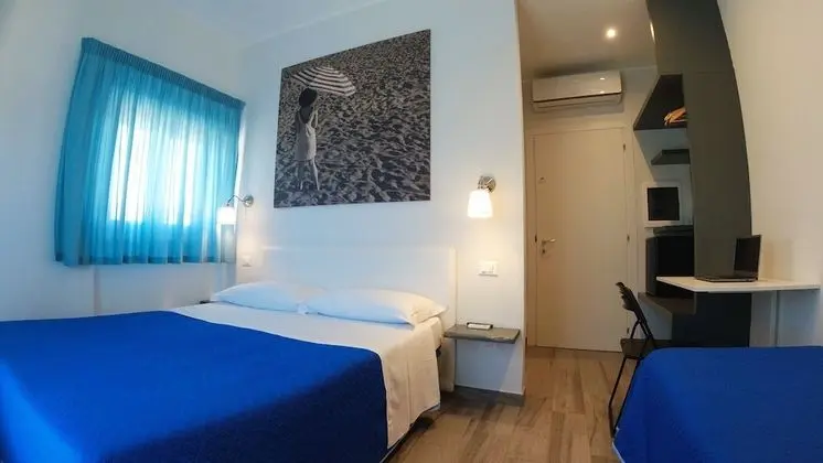 Classic Üç Kişilik Oda