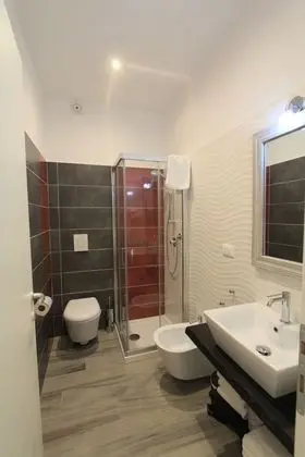 Classic Üç Kişilik Oda