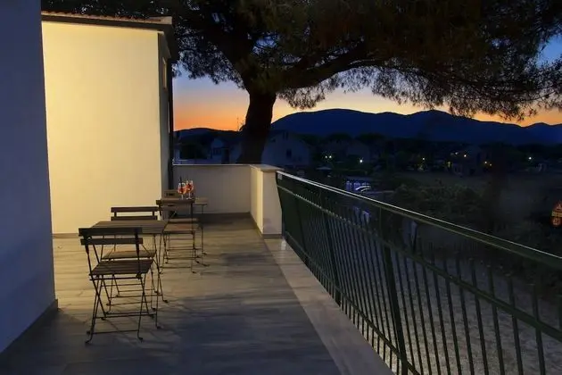 Family Dört Kişilik Oda