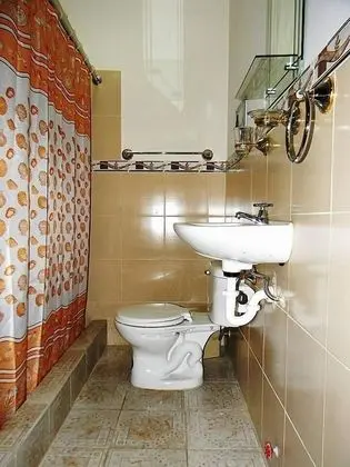 Standard Üç Kişilik Oda, 3 Tek Kişilik Yatak