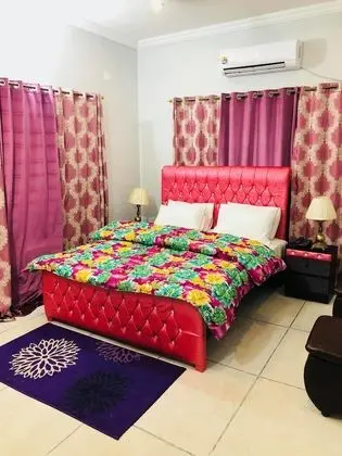 Deluxe Ev, 1 En Büyük (King) Boy Yatak, Sigara İçilebilir