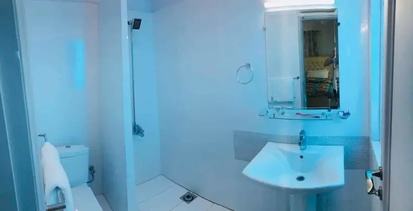 Standard Ev, Birden Çok Yatak, Sigara İçilebilir