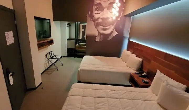 Comfort Tek Büyük Yataklı Oda