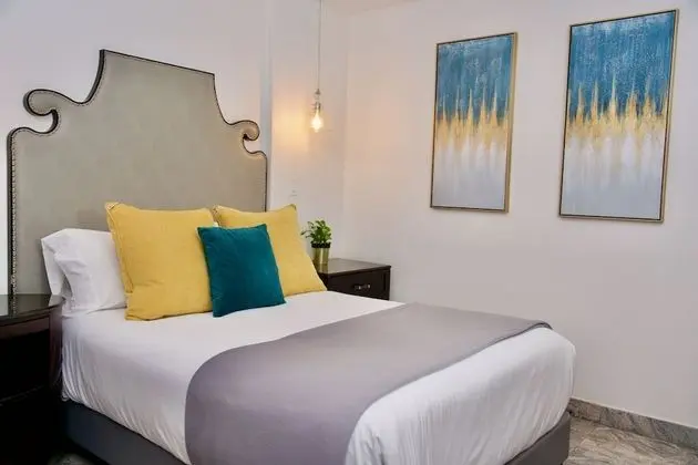 Luxury Süit, 2 Büyük (Queen) Boy Yatak (102)