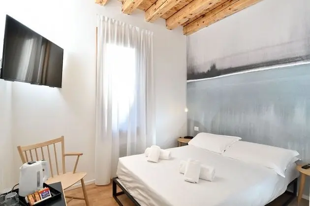 Economy Tek Büyük Yataklı Oda