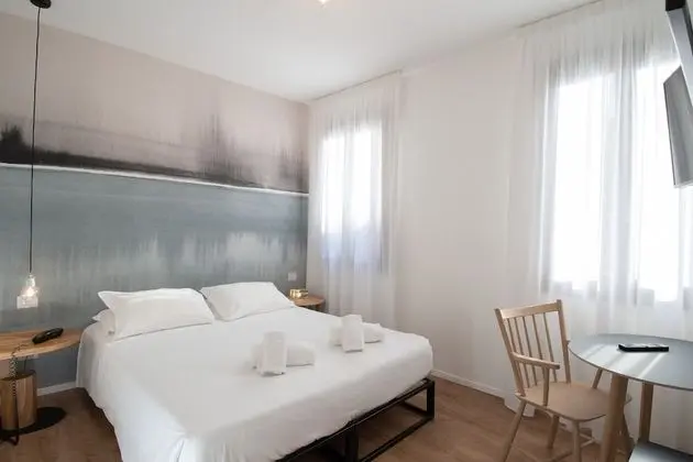 Standard Tek Büyük veya İki Ayrı Yataklı Oda