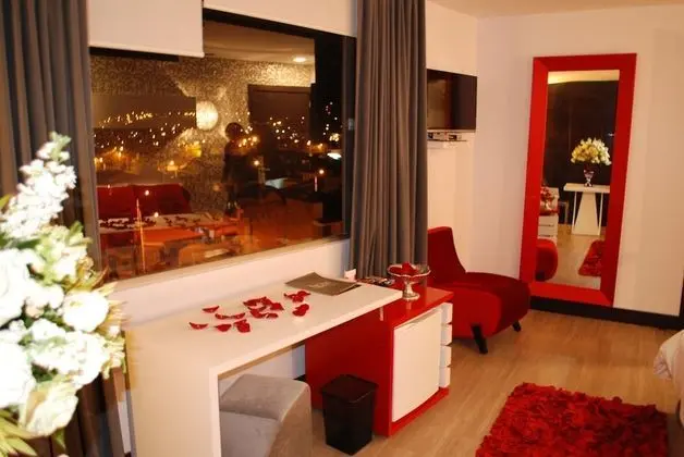 Süit, 1 En Büyük (King) Boy Yatak, Sıcak Su Havuzu, Şehir Manzaralı
