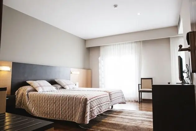 Tek Büyük veya İki Ayrı Yataklı Oda