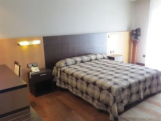 Tek Büyük veya İki Ayrı Yataklı Oda