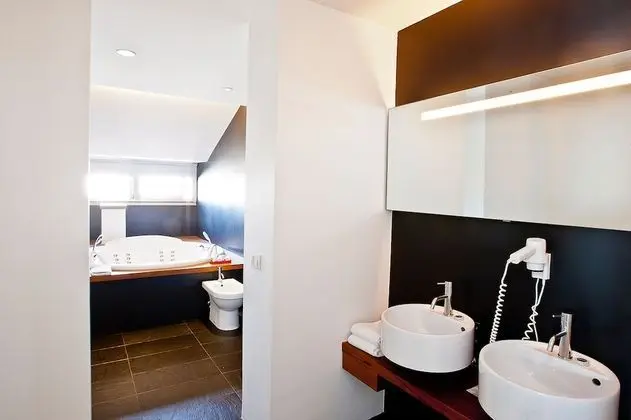 Standard Dört Kişilik Oda, 1 Çift Kişilik Yatak ve Çekyat, Balkon